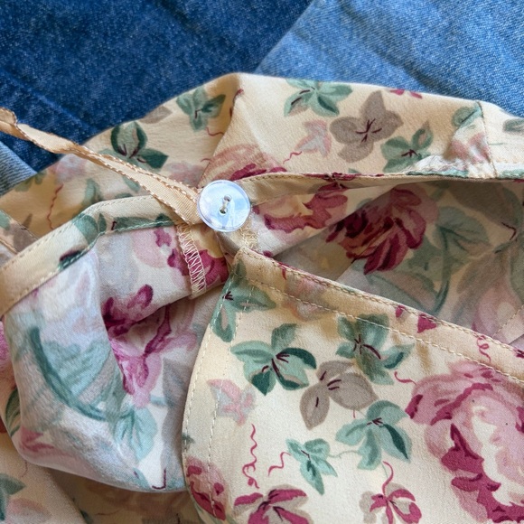 lauren ralph lauren 100% silk floral wrap skirt cream green red chic spring - Picture 3 of 9